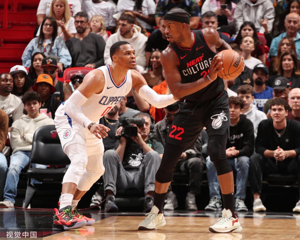 随着足球市 随着足球市